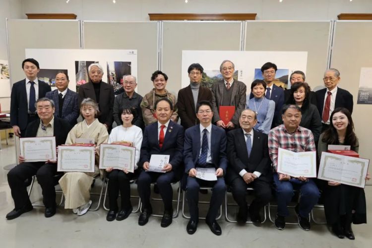 驻名古屋总领馆举办“我眼中的中国”中日友好摄影展颁奖仪式